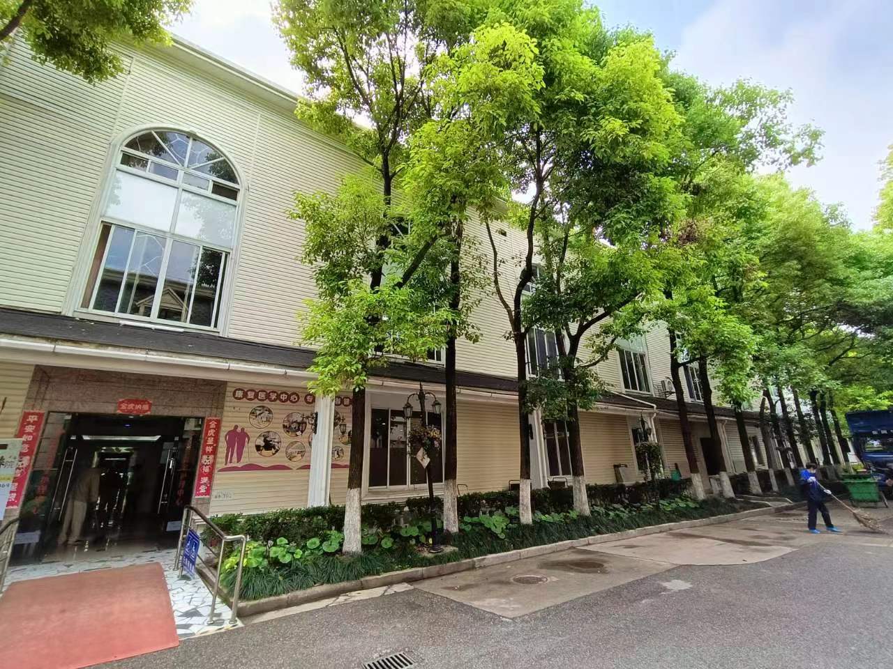 上海祥福颐养院房屋裂缝检测 (2)